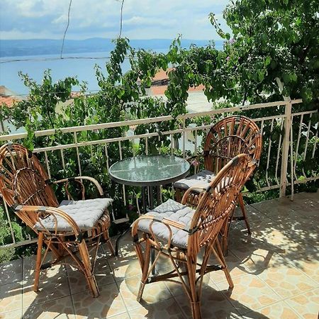 Apartments Tina Omiš Exterior foto